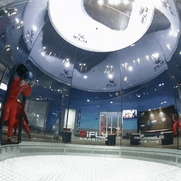 area de salto-coach tunel de vento-ifly brazil-paraquedismo-indoor skydiving-rafael mota-curso aff-salto aff-coach de tunel vento-instrutor de tunel de vento-tunel de vento-ifly brasilia