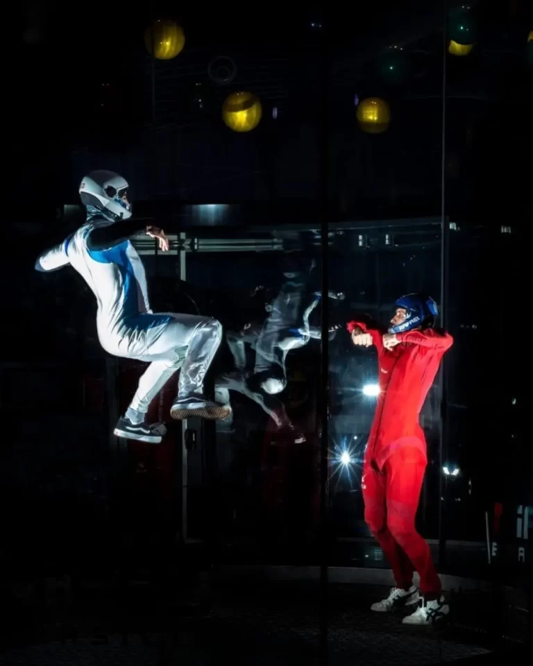 ifly brazil-indoor skydiving-paraquedismo-curso aff-area de salto-coach tunel de vento-salto aff-coach de tunel vento-instrutor de tunel de vento-tunel de vento-ifly brasilia