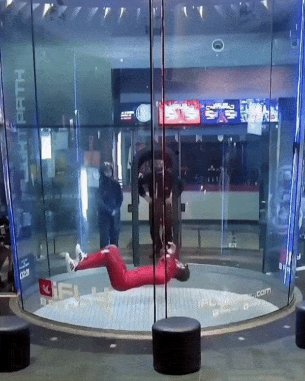 paraquedismo-ifly brazil-indoor skydiving-curso aff-area de salto-coach tunel de vento-salto aff-coach de tunel vento-instrutor de tunel de vento-tunel de vento-ifly brasilia